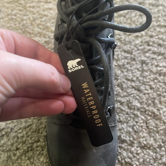 Sorel Shoes Bnwt Sorel Boots Cleaning Out My Closet Make Me An